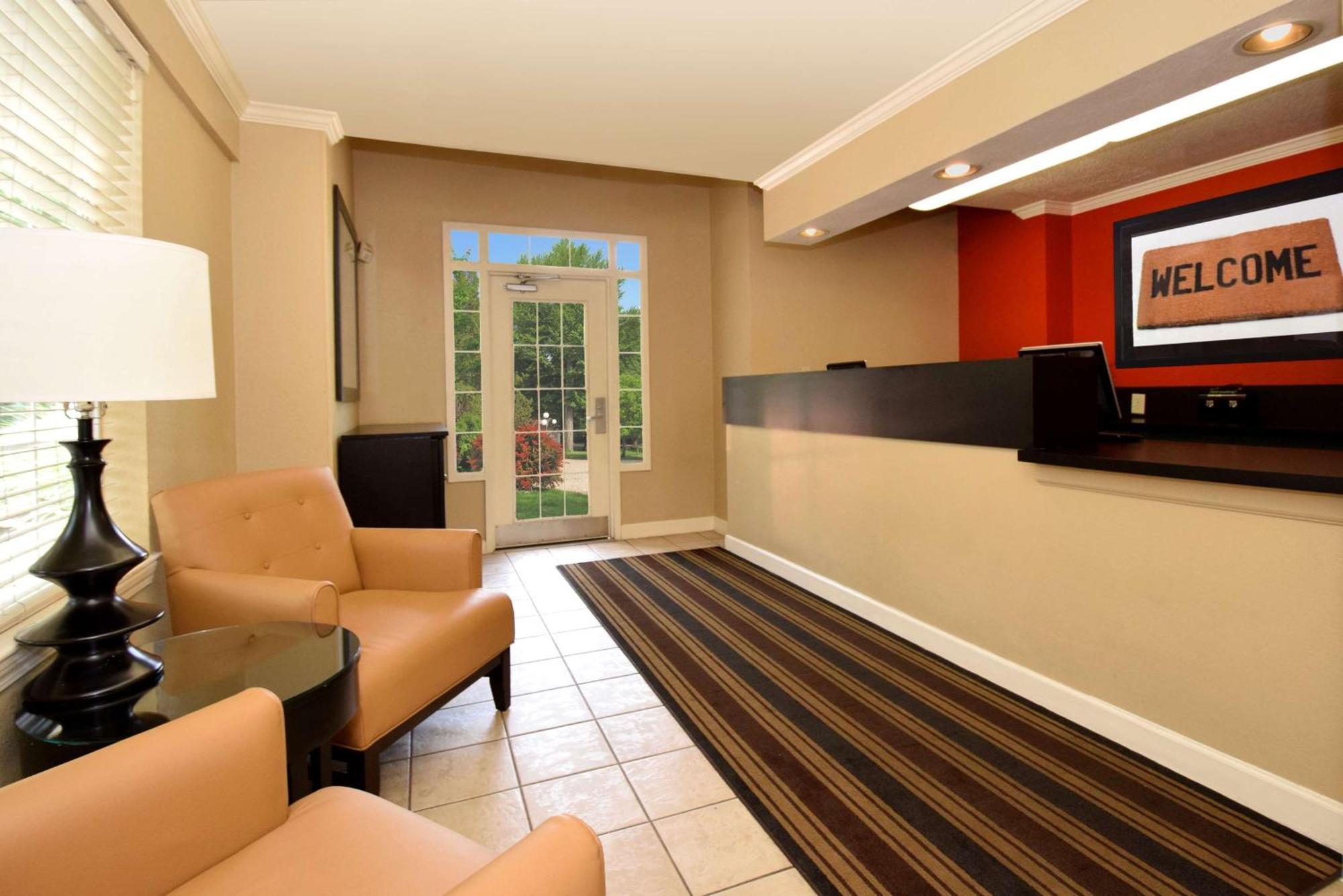 Extended Stay America Suites - Tampa - North Airport Bagian luar foto